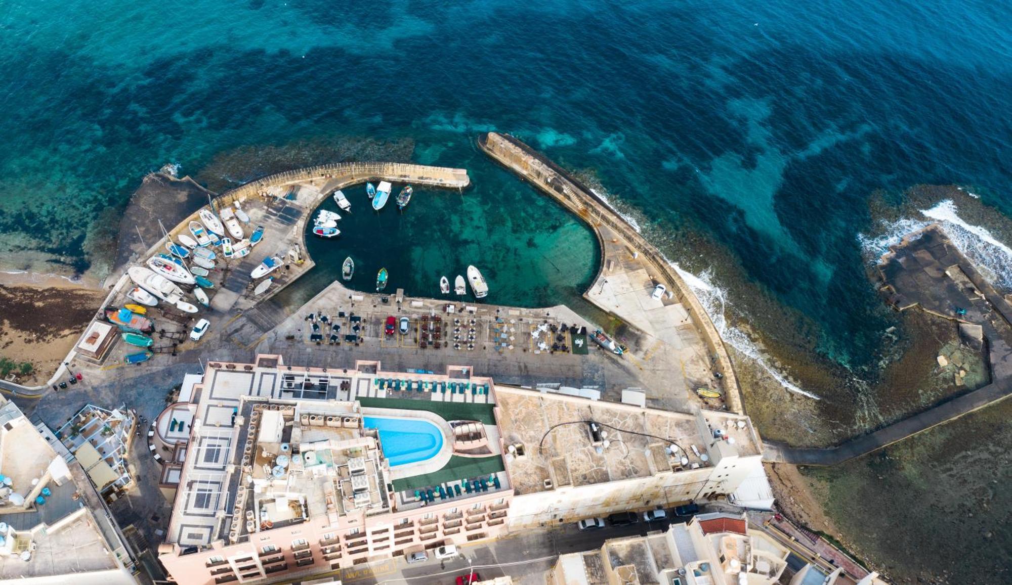 Calypso 4*