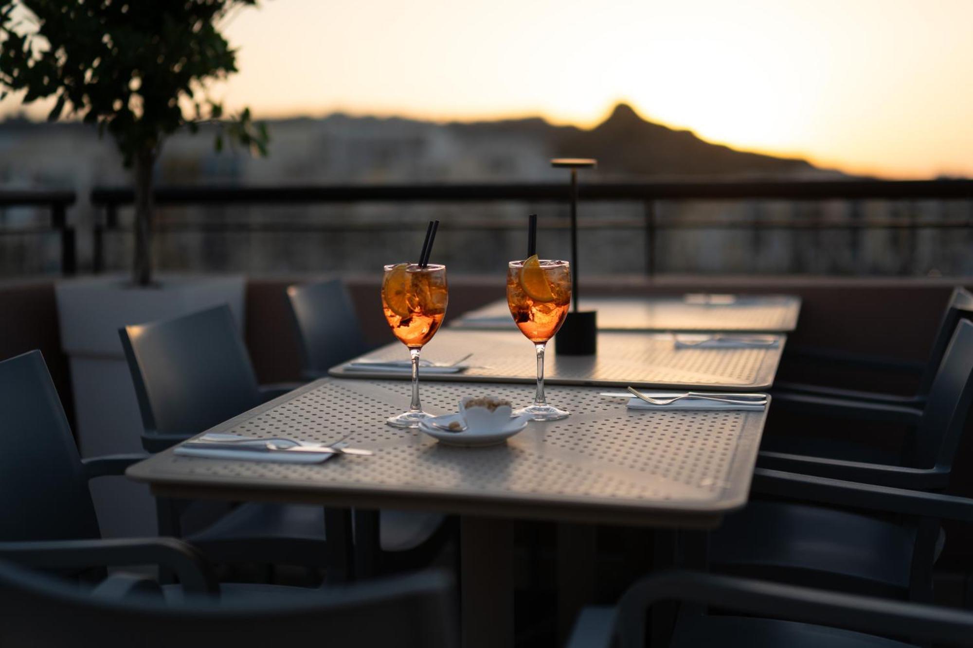 Calypso Hotel 4*