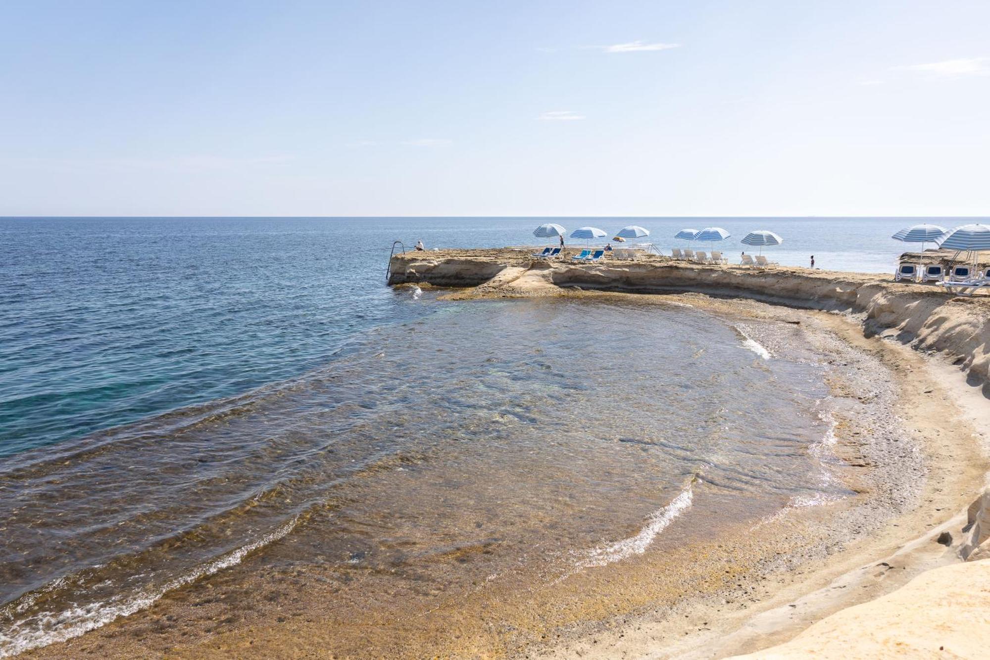 Calypso Hotel 4*